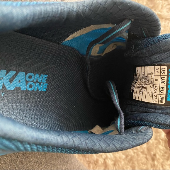 Mens Size 9.5 Hoka One One Arahi’s - Picture 4 of 4